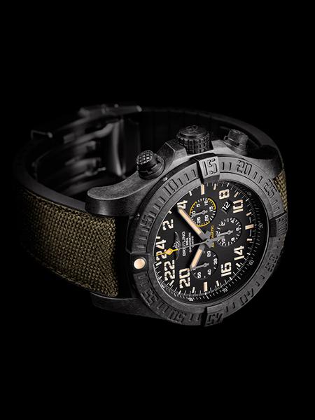 BREITLING ブライトリング スーパーコピー アベンジャー ハリケーン ミリタリー 世界限定1000本 X121B46ARX